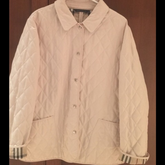 Burberry Jackets & Blazers - ☄️HP💥 12/8 BURBERRY Quilted Cream Jacket BNWOT